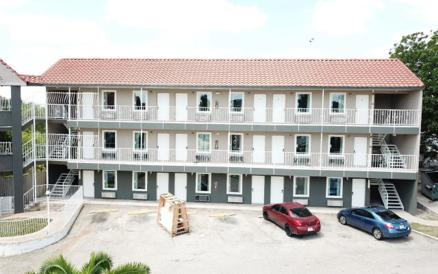 Village Motor Inn
