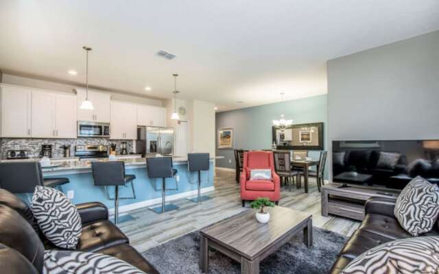 4 Bed 3 Ba Champions Gate Pool Home