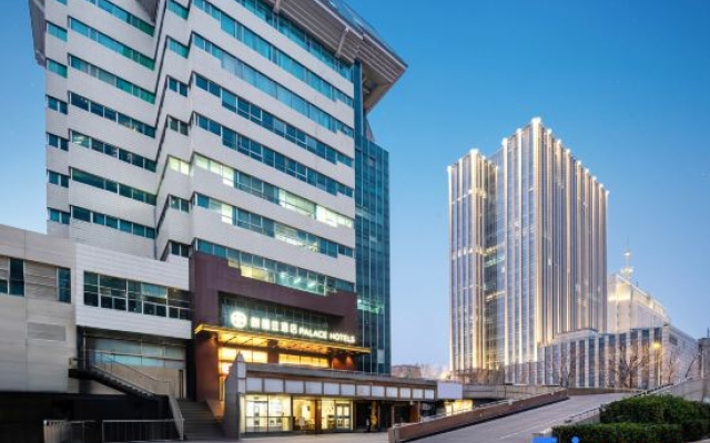 Palace Hotels（Beijing Shijingshan Wanda Plaza Bajiao Amusement Park Station）
