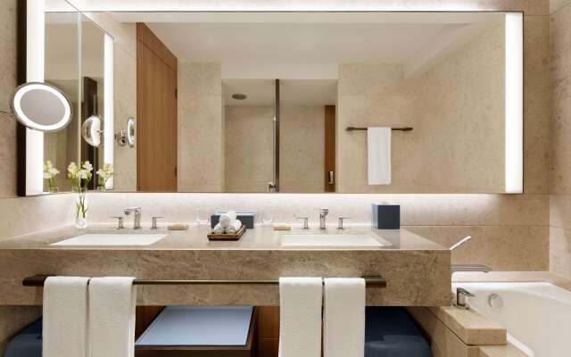Kerry Hotel Hong Kong by Shangri-la