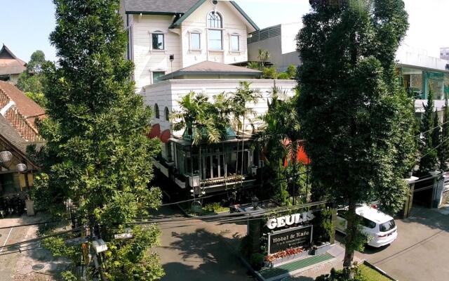Geulis Boutique Hotel & Cafe