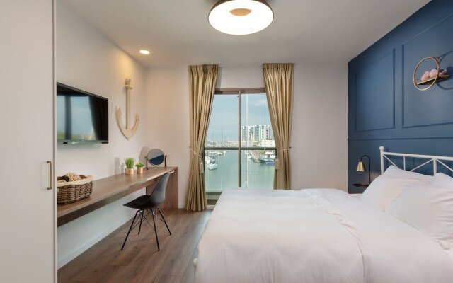 Herzliya Marina Lagoon Apartment