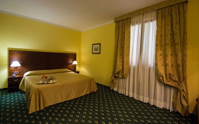 Hotel President