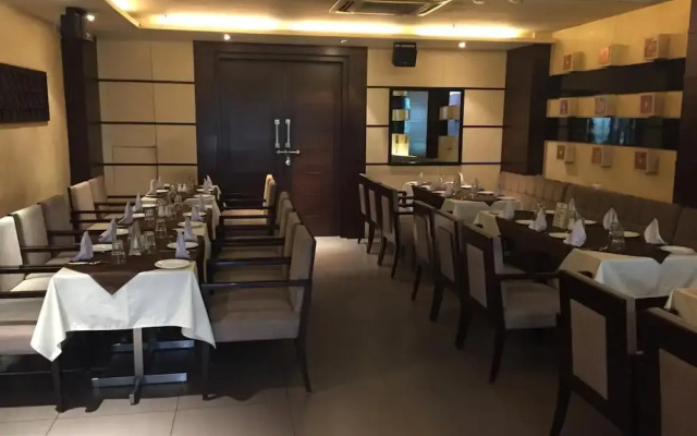 Holiday Inn Express Greater Noida Knowledge Park