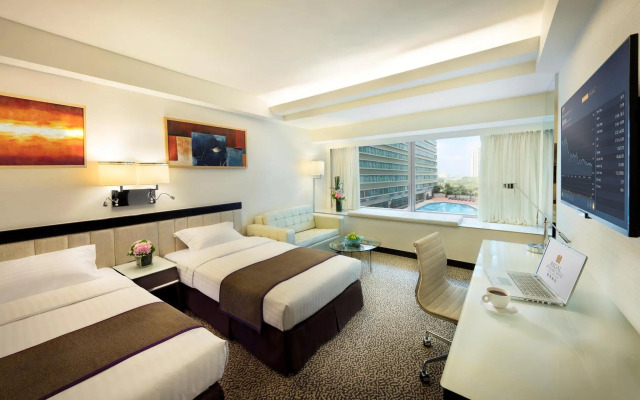 Regal Riverside Hotel