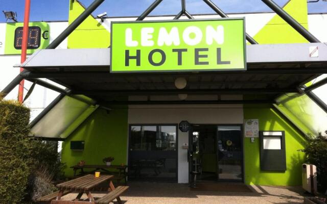 Lemon Hotel Dreux Chartres