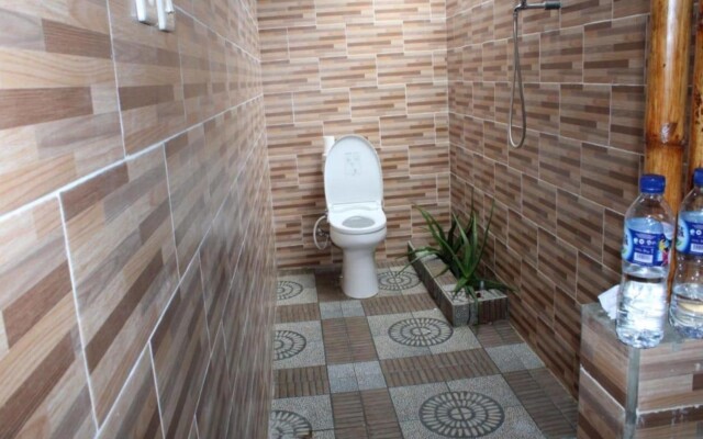 Kubu Reot Taman Asri