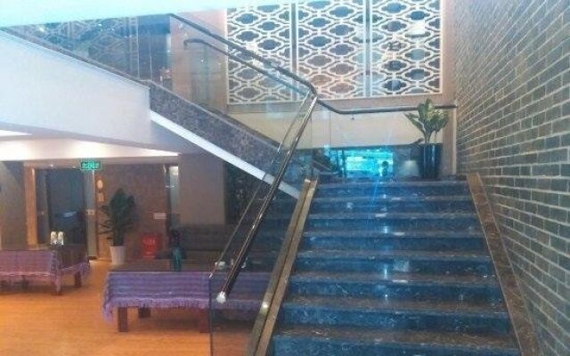 Laifeng Dihao Business Hotel