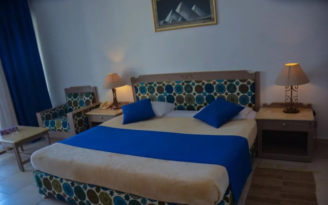 Queen Sharm View Resort