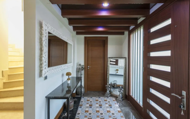 Villa Mana