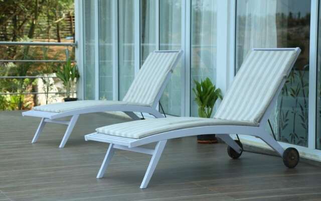 The Vana Valley Retreat