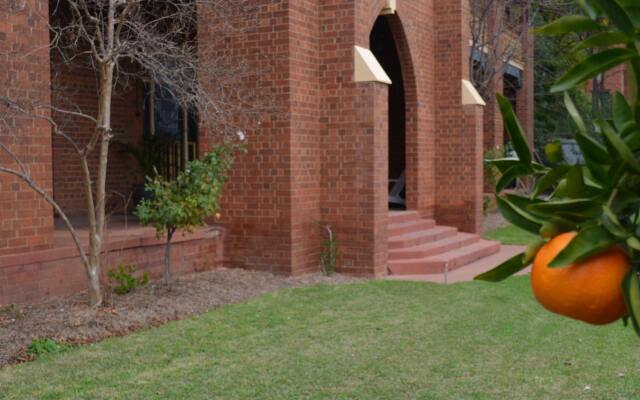 The Old Parkes Convent