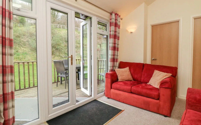 Chalet Log Cabin L7