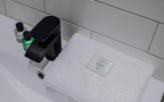 Host Apartments The Georgian Coach House 2