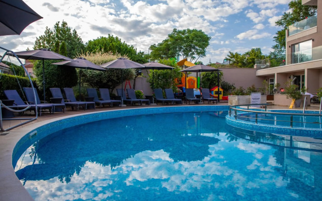 Selena Beach Family Hotel
