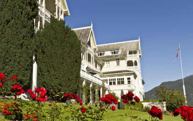 Kviknes Hotel