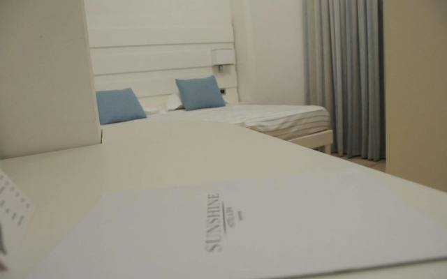 Sunshine Hotel & Spa