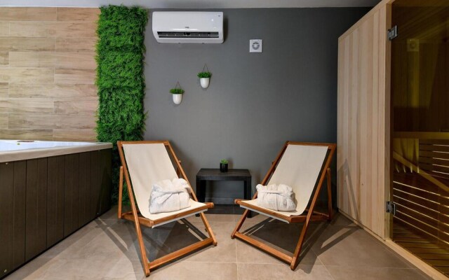 Awesome Home in Lisicic With 3 Bedrooms, Wifi and Sauna