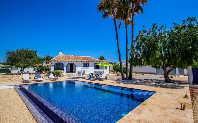 Canto De Hada - well furnished villa with panoramic views in Moraira