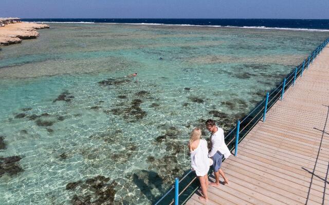 Three Corners Happy Life Beach Resort - All Inclusive
