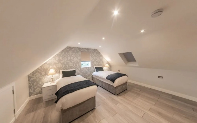 Ivory Lodge