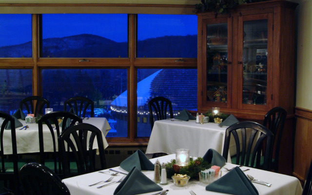 Killington Mountain Lodge, Tapestry Collection by Hilton