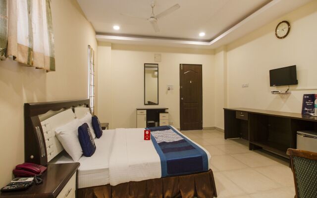 Sravya Compact Residency by OYO Rooms