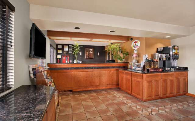 Spark by Hilton Springfield Eugene