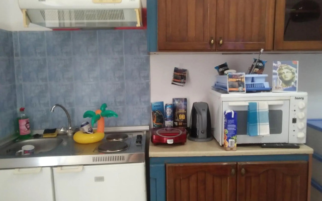 Apollon Apartments H-1