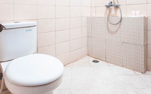 Kost Kuningan Executive Boading House by OYO Rooms