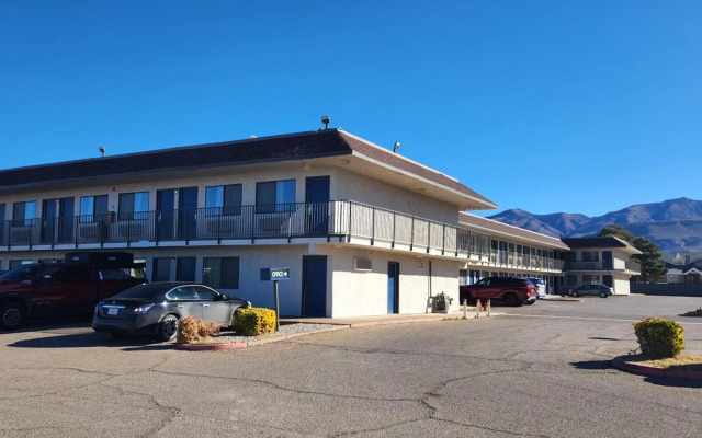 Motel 6 Alamogordo, NM