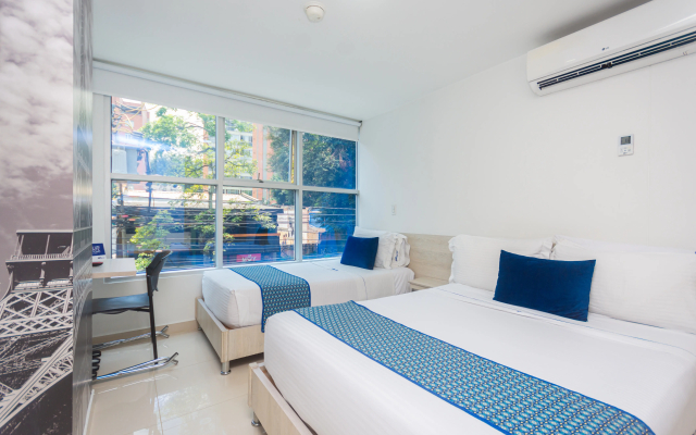 Hotel Laureles Plaza