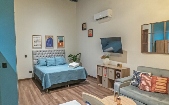 Royal Living Poblado