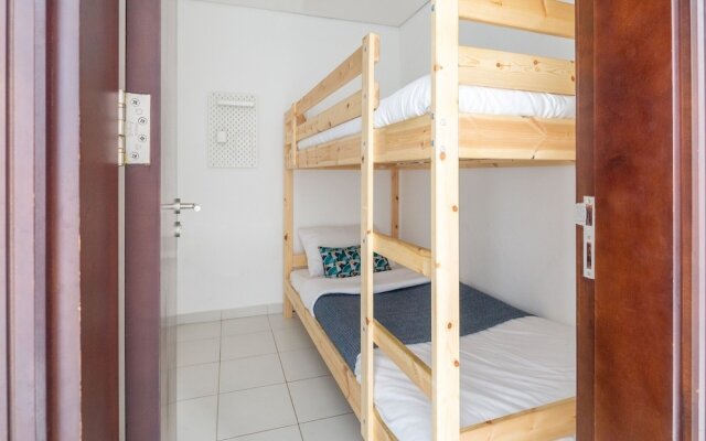 Chic and Stunning 2BR With Dubai Marina Views!