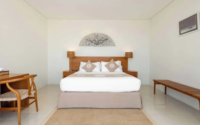 Stunning 2 Br Pool Villa With Rooftop In Seminyak