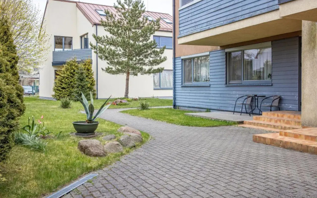 VIEW POINT APT@City Center+PKG, By Cohost