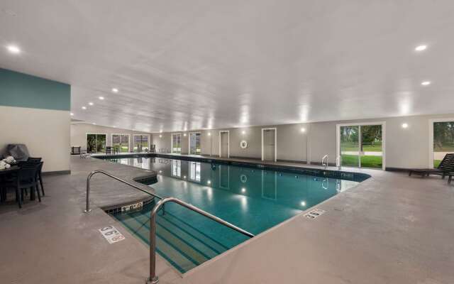 Wyndham Garden Galena Hotel & Day Spa