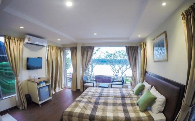 Chandra Varin Pano View