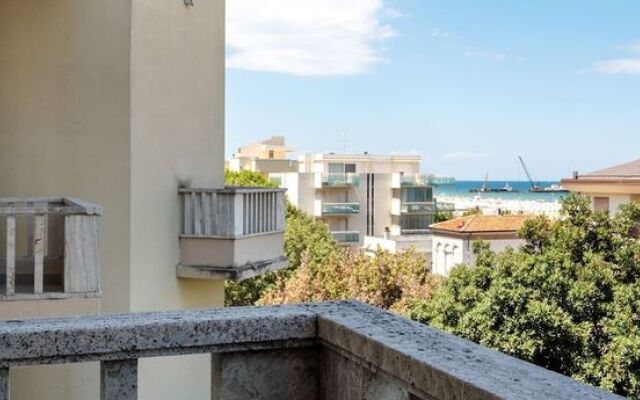 Comfy Apartment In Rimini Near The Sea