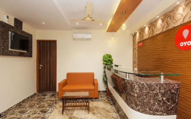 OYO 11706 Hotel Avion Park