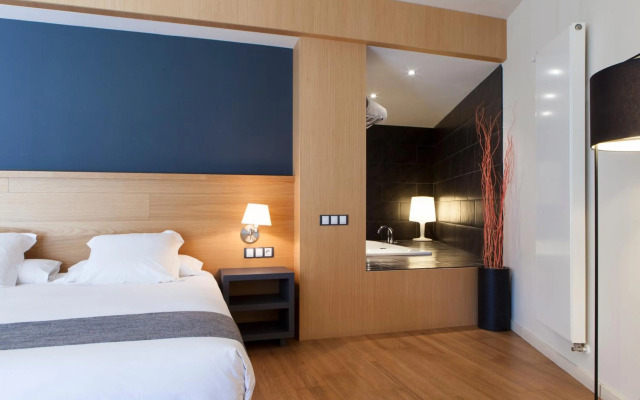 Hotel Món Sant Benet