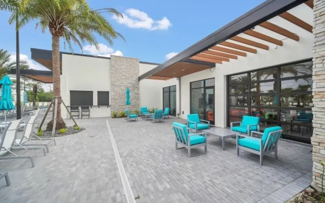 5890high 12 Bedroom Villa