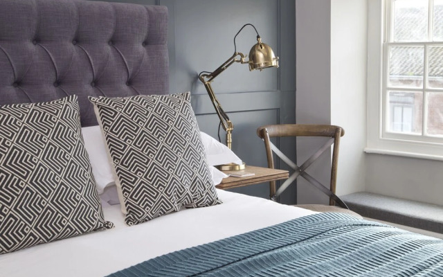 The George Townhouse