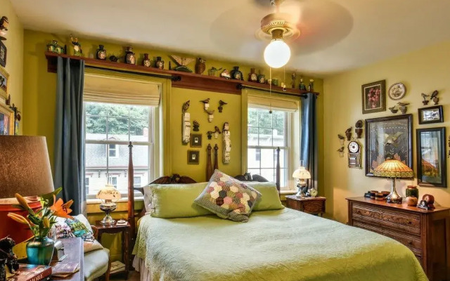 The Dolon House Bed and Breakfast