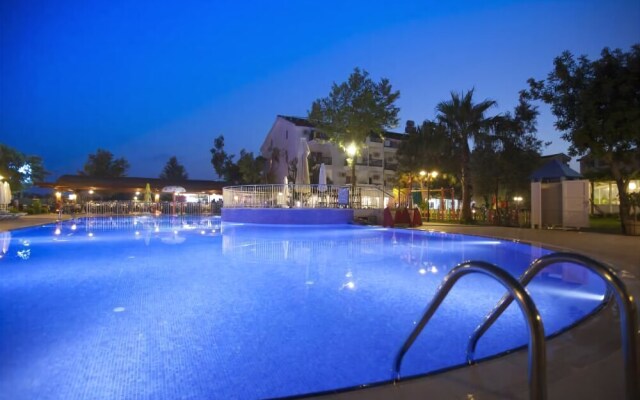 Ces Club Hotel