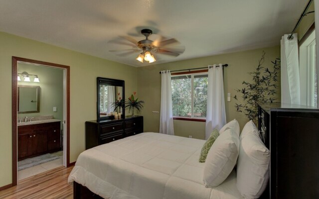 The Coqui Shack 2 Bedroom Cabin by Redawning