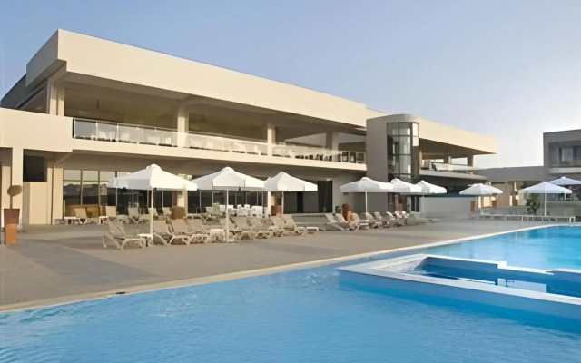 Alea Hotel & Suites