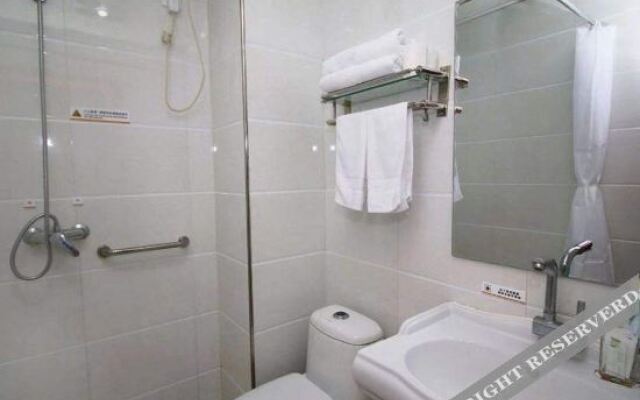Super 8 Hotel (Dalian Xi'an Road)