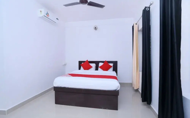 OYO 14328 Hotel Rv Tower