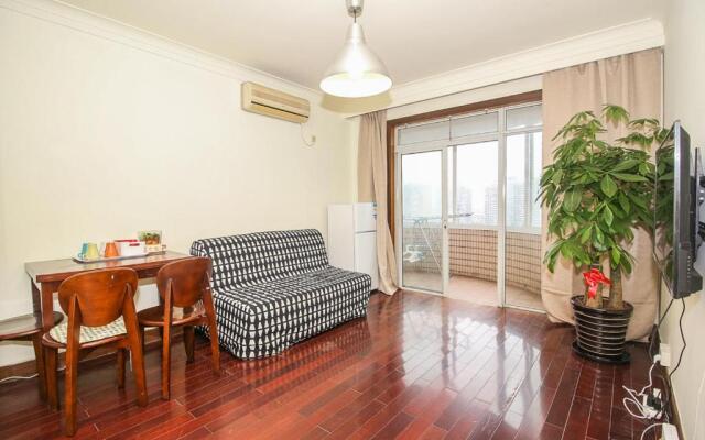 iFamily Apart Hotel Hongfeng Branch